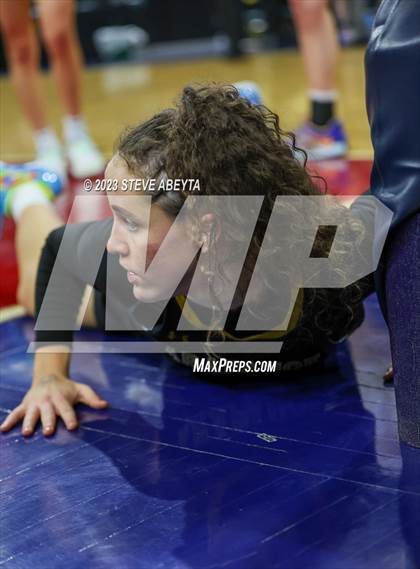 Thumbnail 2 in Monarch vs. Arapahoe (CHSAA 6A Semifinal) photogallery.