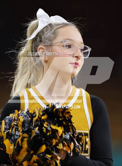 Thumbnail 2 in Monarch vs. Arapahoe (CHSAA 6A Semifinal) photogallery.