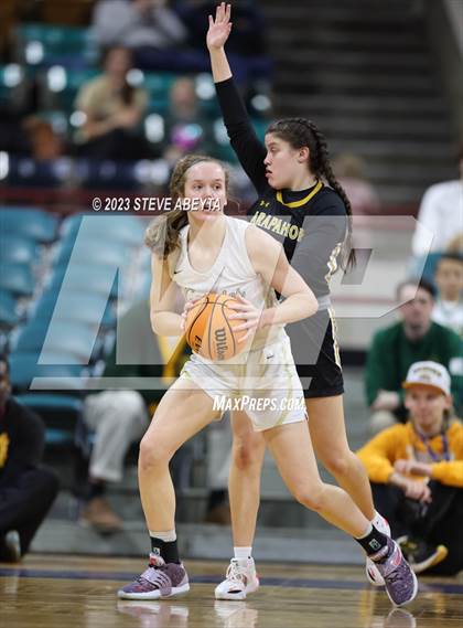Thumbnail 2 in Monarch vs. Arapahoe (CHSAA 6A Semifinal) photogallery.