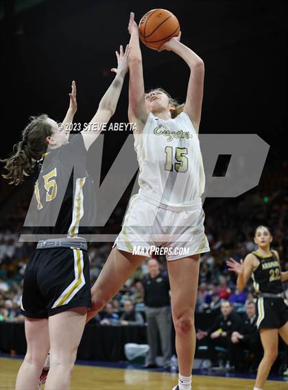 Thumbnail 2 in Monarch vs. Arapahoe (CHSAA 6A Semifinal) photogallery.
