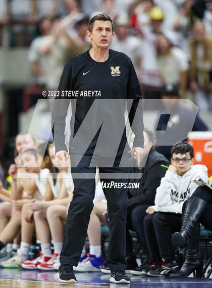 Thumbnail 2 in Monarch vs. Arapahoe (CHSAA 6A Semifinal) photogallery.