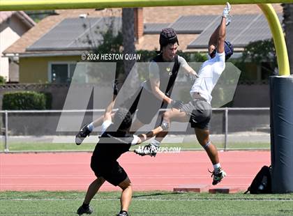 Thumbnail 3 in San Clemente vs. Corona del Mar (Brave 8 Invitational) photogallery.