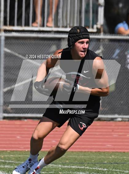 Thumbnail 3 in San Clemente vs. Corona del Mar (Brave 8 Invitational) photogallery.