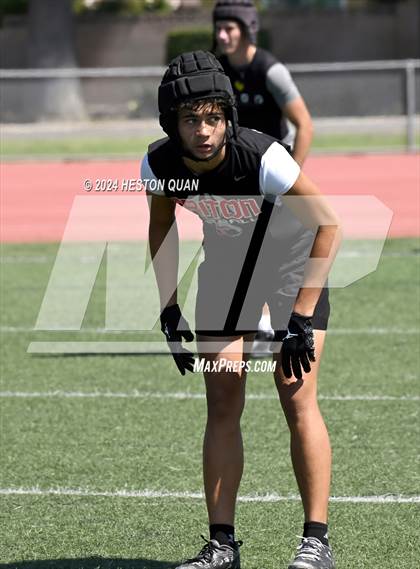 Thumbnail 1 in San Clemente vs. Corona del Mar (Brave 8 Invitational) photogallery.
