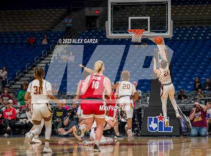 Thumbnail 3 in Fairfield vs Holliday (UIL 2A Basketball State final) photogallery.
