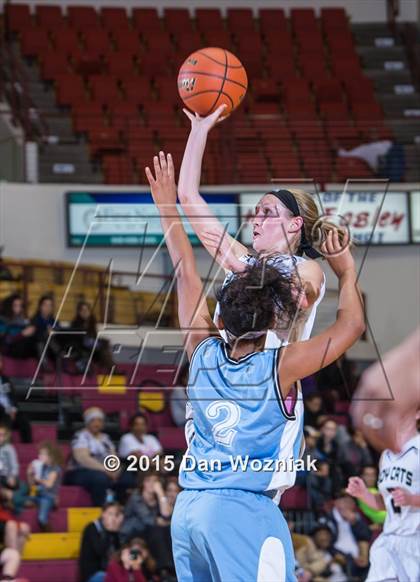 Thumbnail 2 in New Way Christian Academy vs. Archer City (Fantasy of Lights) photogallery.