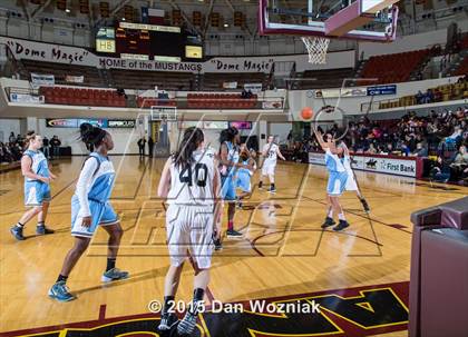 Thumbnail 2 in New Way Christian Academy vs. Archer City (Fantasy of Lights) photogallery.