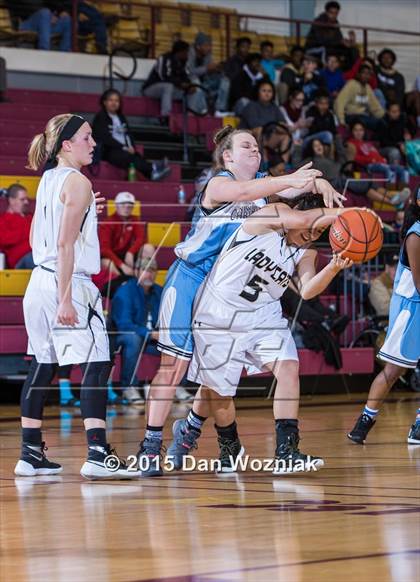Thumbnail 2 in New Way Christian Academy vs. Archer City (Fantasy of Lights) photogallery.
