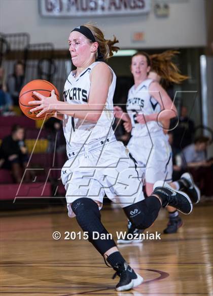 Thumbnail 1 in New Way Christian Academy vs. Archer City (Fantasy of Lights) photogallery.