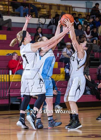 Thumbnail 1 in New Way Christian Academy vs. Archer City (Fantasy of Lights) photogallery.