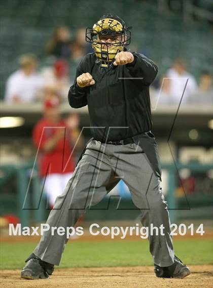 Thumbnail 2 in Jesuit vs. Davis (@Raley field) photogallery.