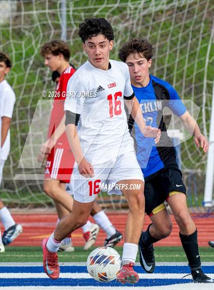 Thumbnail 1 in JV: McClatchy @ Rocklin photogallery.