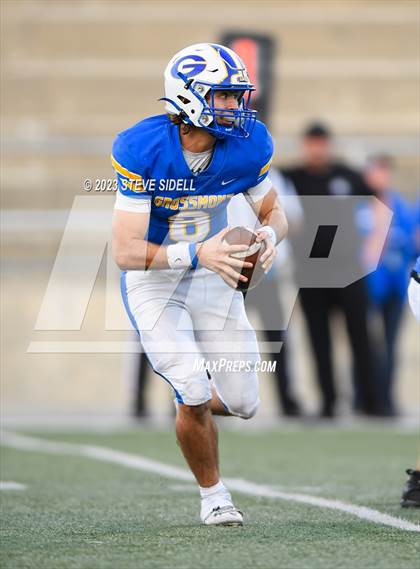 Thumbnail 2 in La Jolla Country Day vs. Grossmont (CIF SD D3 Championship) photogallery.