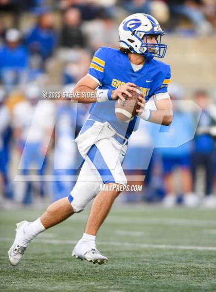 Thumbnail 2 in La Jolla Country Day vs. Grossmont (CIF SD D3 Championship) photogallery.