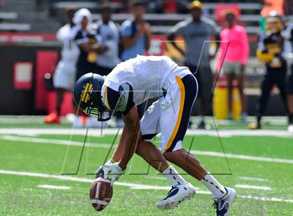 Thumbnail 3 in Friendship Collegiate Academy vs. St. Frances Academy photogallery.