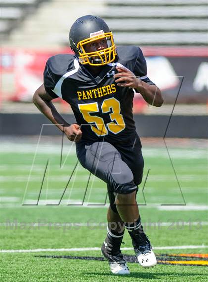 Thumbnail 3 in Friendship Collegiate Academy vs. St. Frances Academy photogallery.