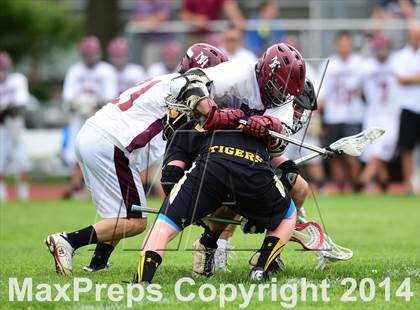 Thumbnail 2 in Daniel Hand @ North Haven (CIAC Class L 1st Round) photogallery.