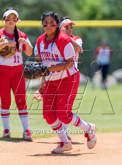 Thumbnail 1 in John Paul II @ Antonian Prep (TAPPS 5A District Playoffs) photogallery.