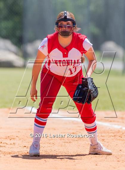 Thumbnail 3 in John Paul II @ Antonian Prep (TAPPS 5A District Playoffs) photogallery.