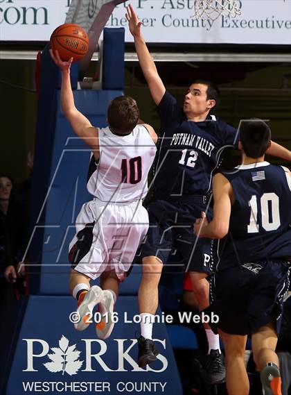 Thumbnail 1 in Briarcliff vs Putnam Valley (Section 1 Class B Final) photogallery.