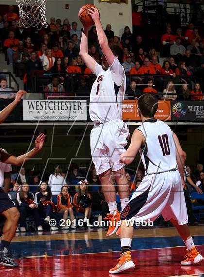 Thumbnail 1 in Briarcliff vs Putnam Valley (Section 1 Class B Final) photogallery.