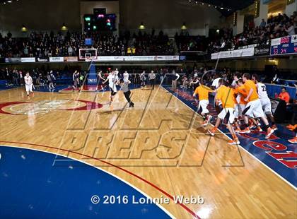 Thumbnail 2 in Briarcliff vs Putnam Valley (Section 1 Class B Final) photogallery.