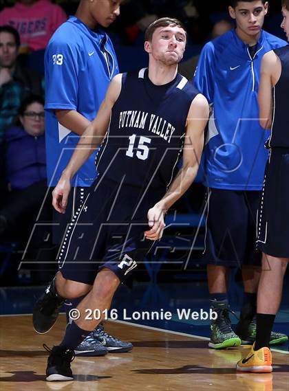 Thumbnail 3 in Briarcliff vs Putnam Valley (Section 1 Class B Final) photogallery.