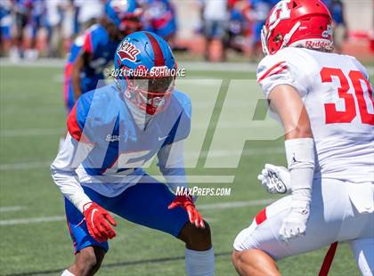 Thumbnail 1 in Serra vs. American Fork (Honor Bowl) photogallery.