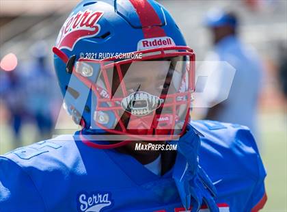 Thumbnail 1 in Serra vs. American Fork (Honor Bowl) photogallery.