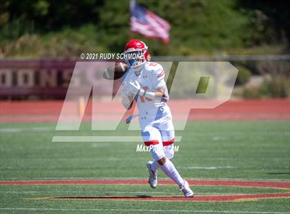Thumbnail 3 in Serra vs. American Fork (Honor Bowl) photogallery.