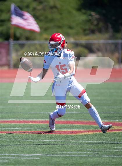 Thumbnail 3 in Serra vs. American Fork (Honor Bowl) photogallery.