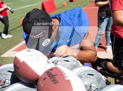 Thumbnail 2 in Serra vs. American Fork (Honor Bowl) photogallery.