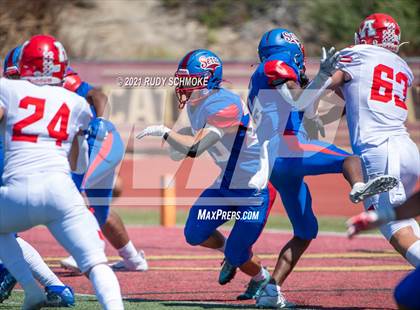 Thumbnail 2 in Serra vs. American Fork (Honor Bowl) photogallery.