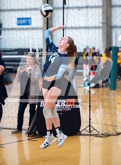 Thumbnail 2 in Coronado vs Academy of Our Lady of Peace (Southern California Invitational) photogallery.