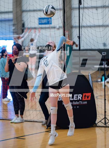 Thumbnail 3 in Coronado vs Academy of Our Lady of Peace (Southern California Invitational) photogallery.