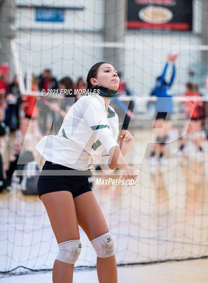 Thumbnail 2 in Coronado vs Academy of Our Lady of Peace (Southern California Invitational) photogallery.
