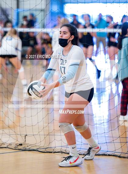 Thumbnail 3 in Coronado vs Academy of Our Lady of Peace (Southern California Invitational) photogallery.