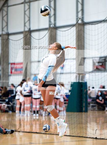 Thumbnail 3 in Coronado vs Academy of Our Lady of Peace (Southern California Invitational) photogallery.