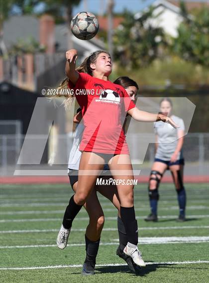 Thumbnail 1 in Trabuco Hills vs. San Clemente (Summer League) photogallery.