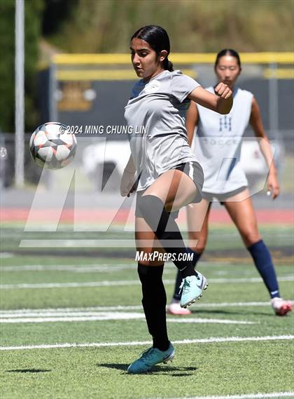 Thumbnail 2 in Trabuco Hills vs. San Clemente (Summer League) photogallery.