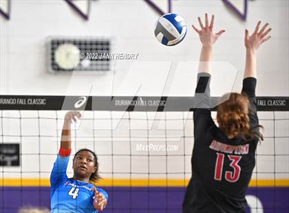 Thumbnail 1 in Assumption vs. Marymount (Durango Fall Classic) photogallery.