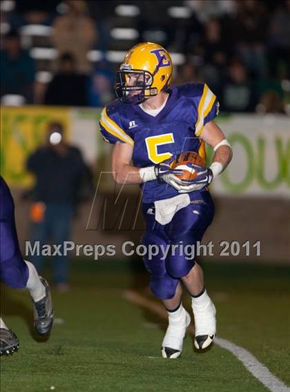 Thumbnail 3 in Hilmar vs. Escalon (CIF SJS D4 Final) photogallery.
