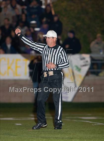 Thumbnail 2 in Hilmar vs. Escalon (CIF SJS D4 Final) photogallery.