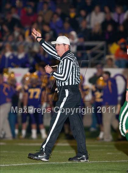 Thumbnail 2 in Hilmar vs. Escalon (CIF SJS D4 Final) photogallery.