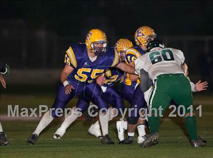 Thumbnail 3 in Hilmar vs. Escalon (CIF SJS D4 Final) photogallery.