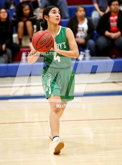 Thumbnail 2 in Verrado vs. St. Mary's (Lady Titan Winter Hoops Classic) photogallery.