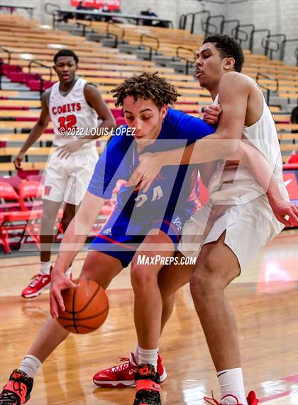Thumbnail 3 in Los Alamitos vs. Westchester photogallery.