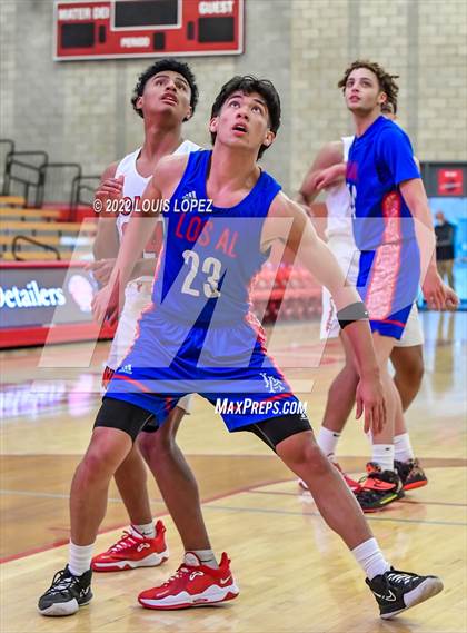 Thumbnail 3 in Los Alamitos vs. Westchester photogallery.