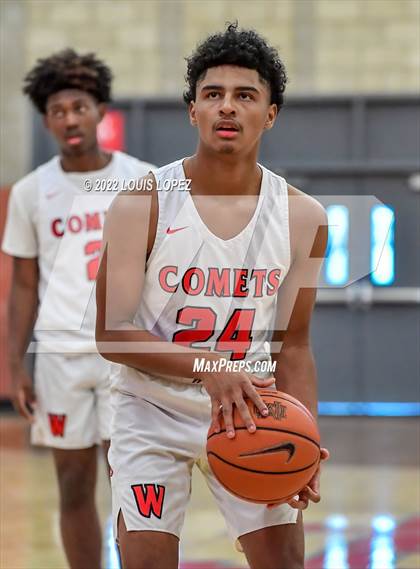 Thumbnail 1 in Los Alamitos vs. Westchester photogallery.