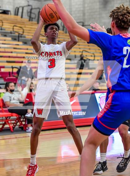 Thumbnail 2 in Los Alamitos vs. Westchester photogallery.